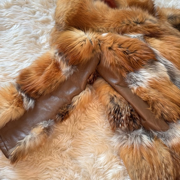 Vintage 1970s Red Fox Fur Coat | Med-M/L - Picture 8 of 10